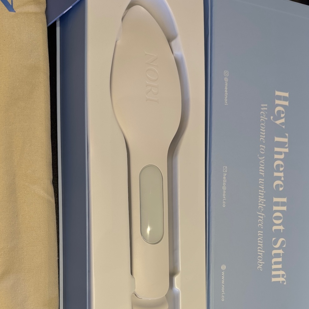 Nori Press Steam Iron